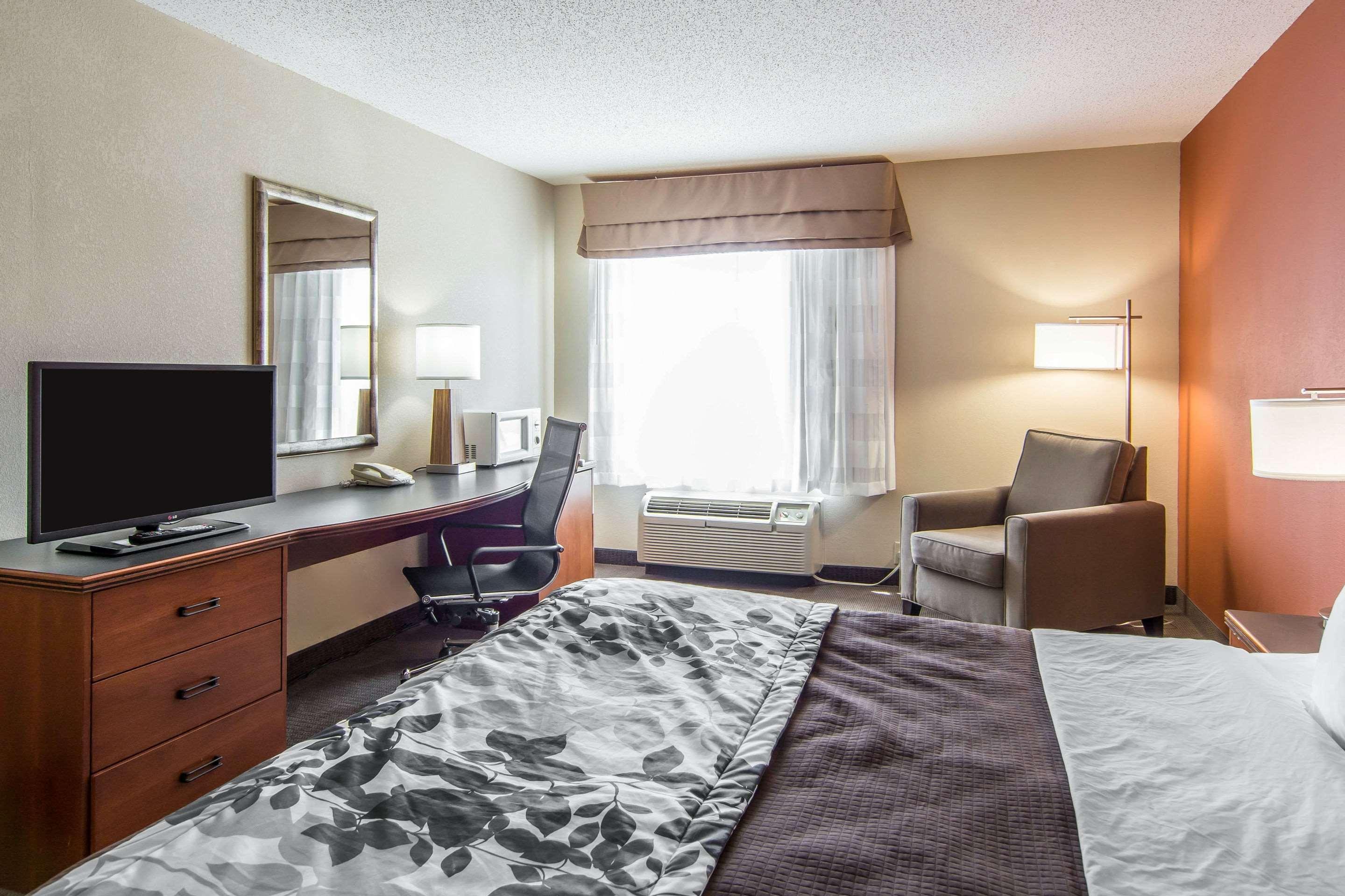 Spark By Hilton Fredericksburg Southpoint Exterior photo