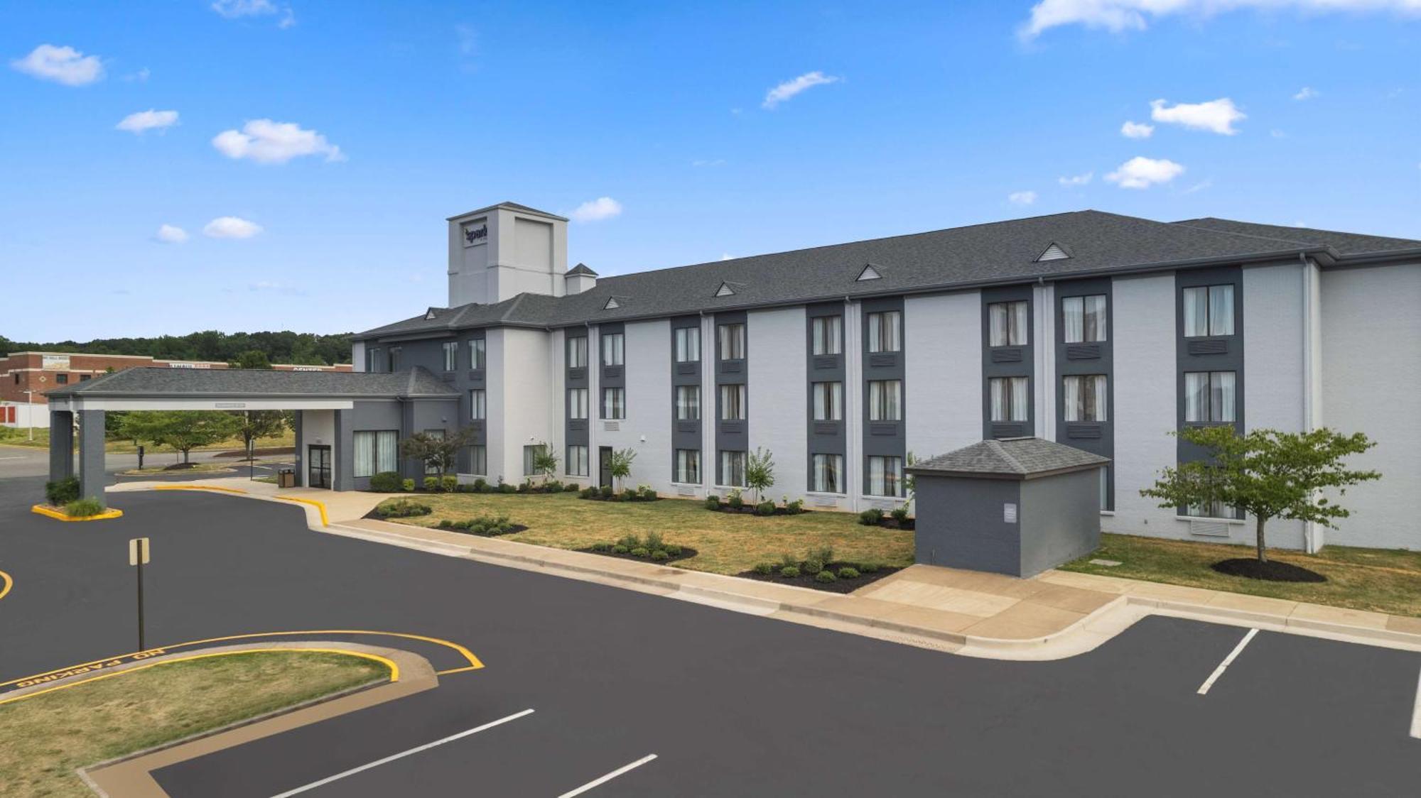 Spark By Hilton Fredericksburg Southpoint Exterior photo